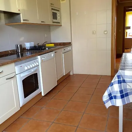 Apartment Lorea - Local Rentss *