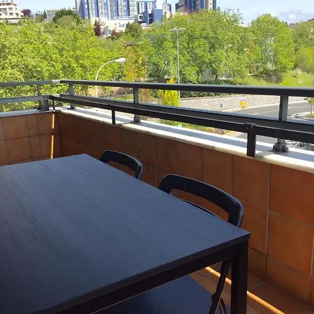 Apartment Lorea - Local Rentss *